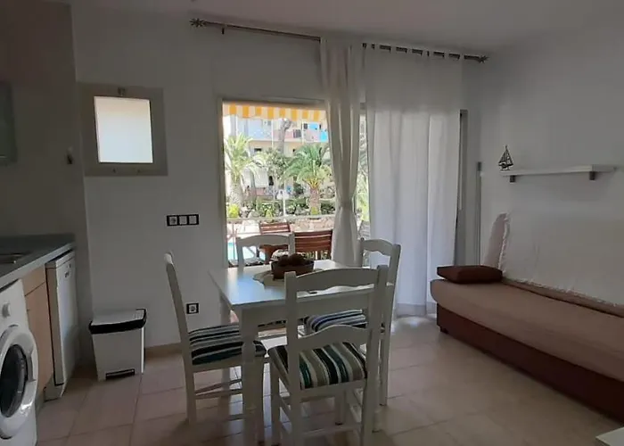 Cala Del Pi Apartment *